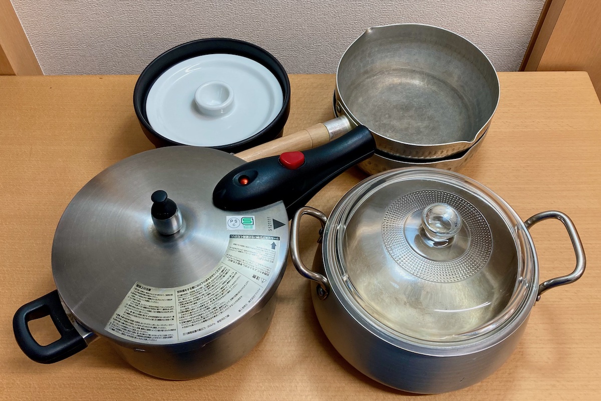 行平鍋と両手鍋と炊飯鍋
